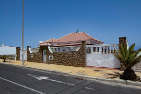 CASA CON PISCINA EN TENERIFE - VISTA MAR Y EL TEIDE